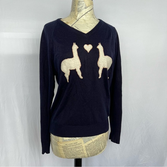Upcycled Llamas in Love Sweater - Picture 2 of 7
